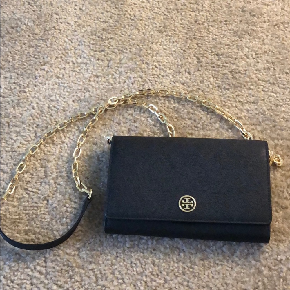 Tory Burch wallet bag